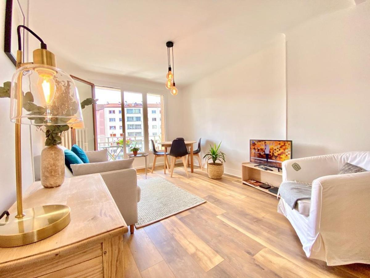 Charmant T3 Renove En Centre-Ville D'Annecy Avec Balcon, Ascenseur Et Parking Prive - Fr-1-432-83 外观 照片